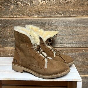 UGG Quincy Chestnut Brown Lace Up Fold Over Boots Women Size 7.5